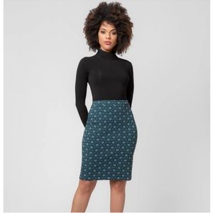 Leota Stitch Fix Jade Green Medallion Pull on Pencil Skirt Sz S